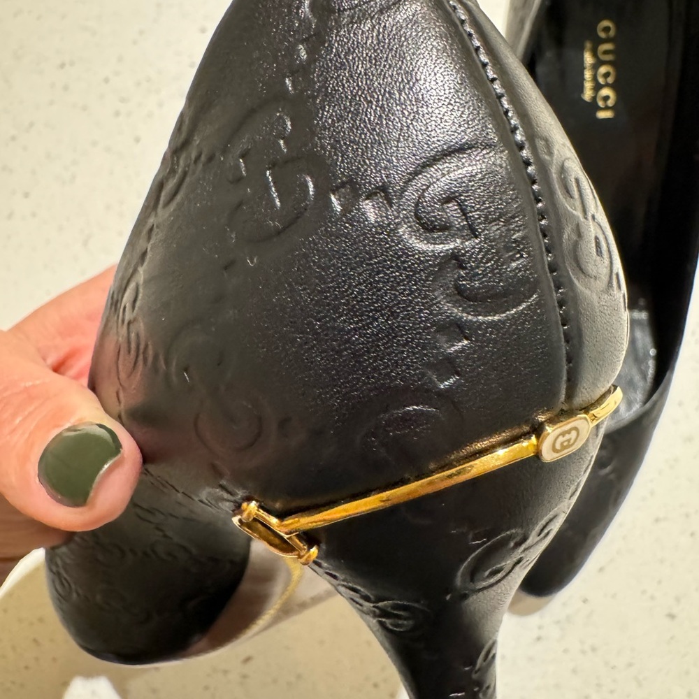 Gucci Women's Black Shoes - Picture 4 of 11